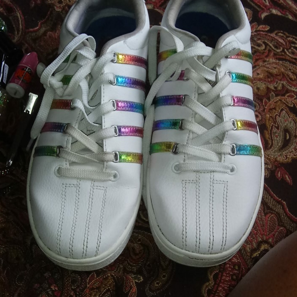 K Swiss
